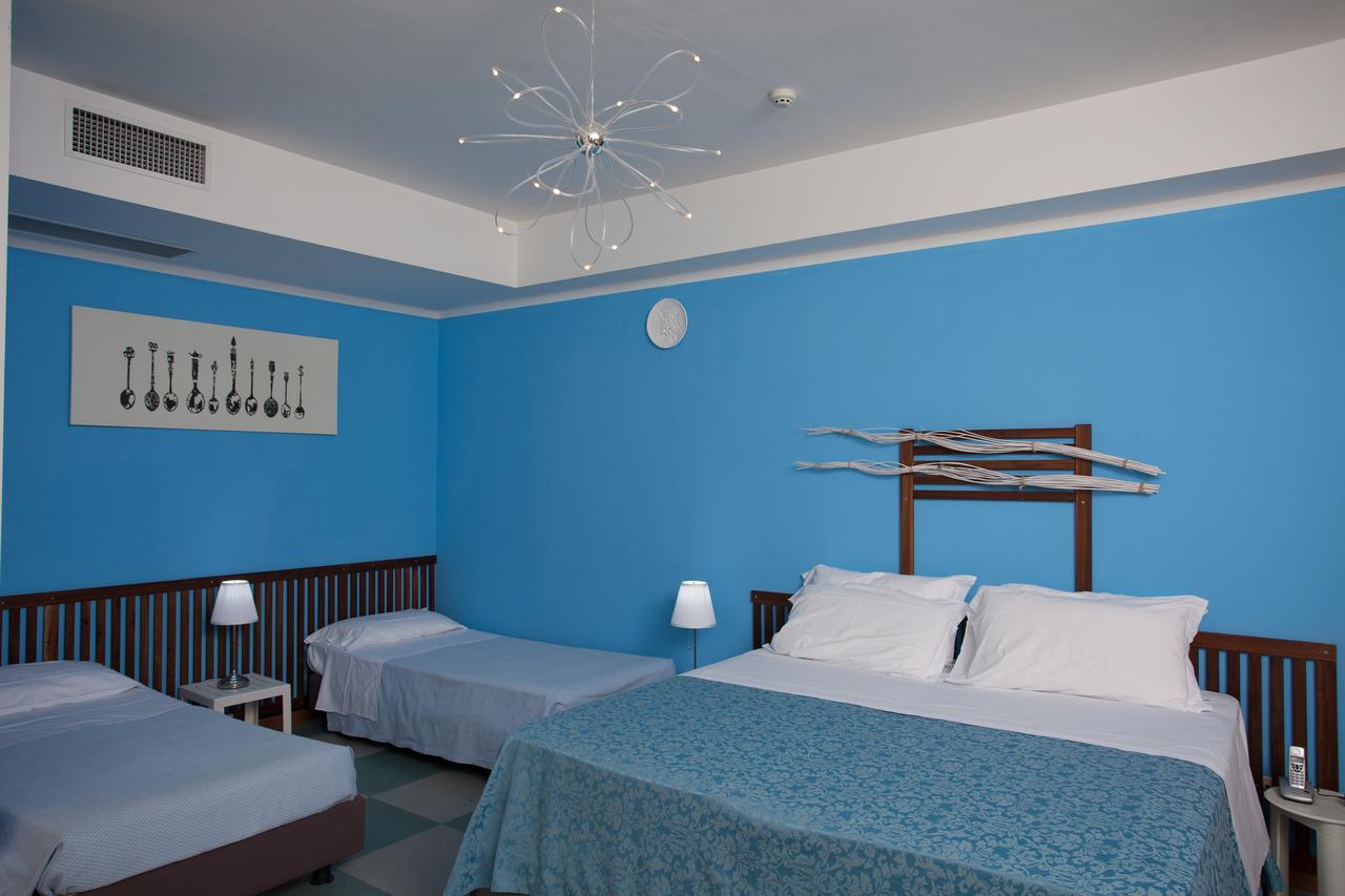 Hotel Resort Marinella Gabicce Mare Bagian luar foto