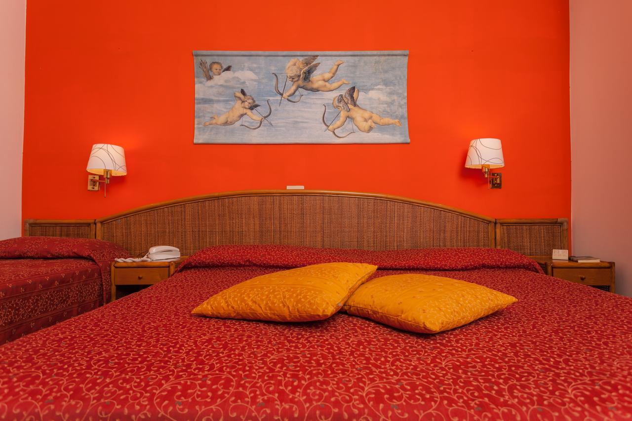 Hotel Resort Marinella Gabicce Mare Bagian luar foto