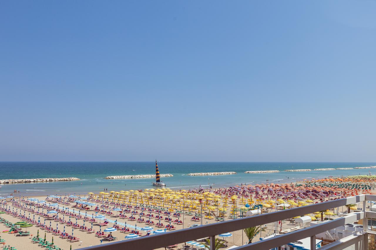 Hotel Resort Marinella Gabicce Mare Bagian luar foto