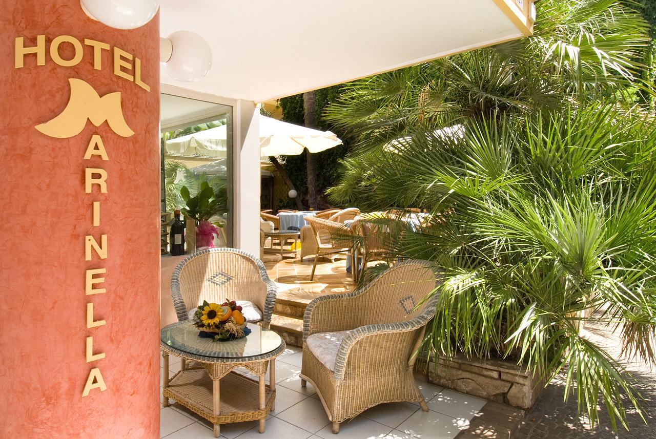Hotel Resort Marinella Gabicce Mare Bagian luar foto