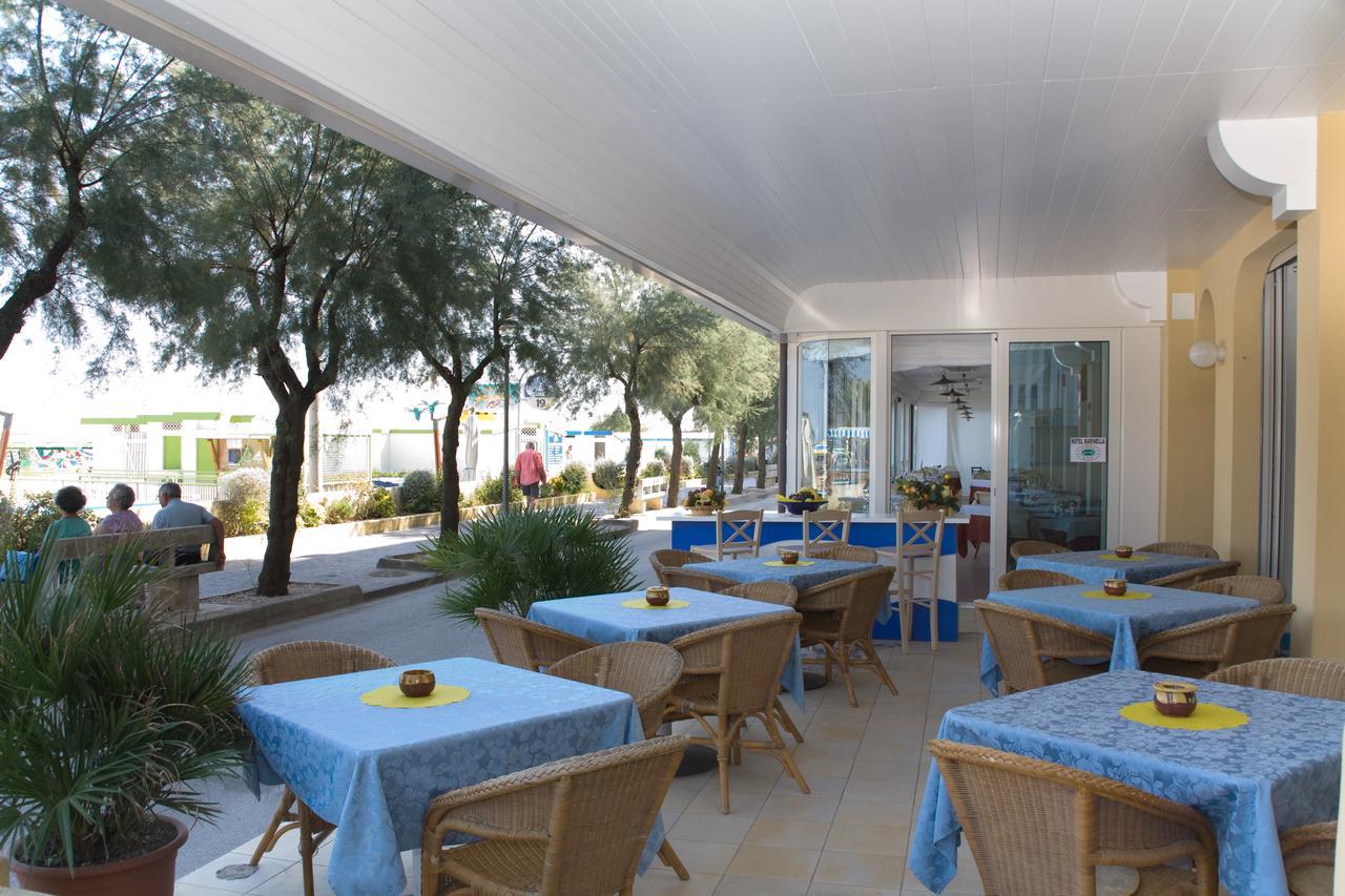 Hotel Resort Marinella Gabicce Mare Bagian luar foto