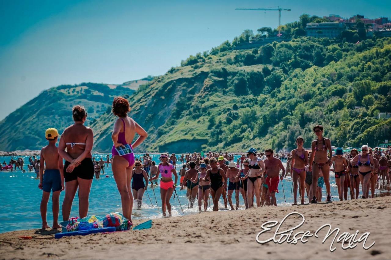 Hotel Resort Marinella Gabicce Mare Bagian luar foto