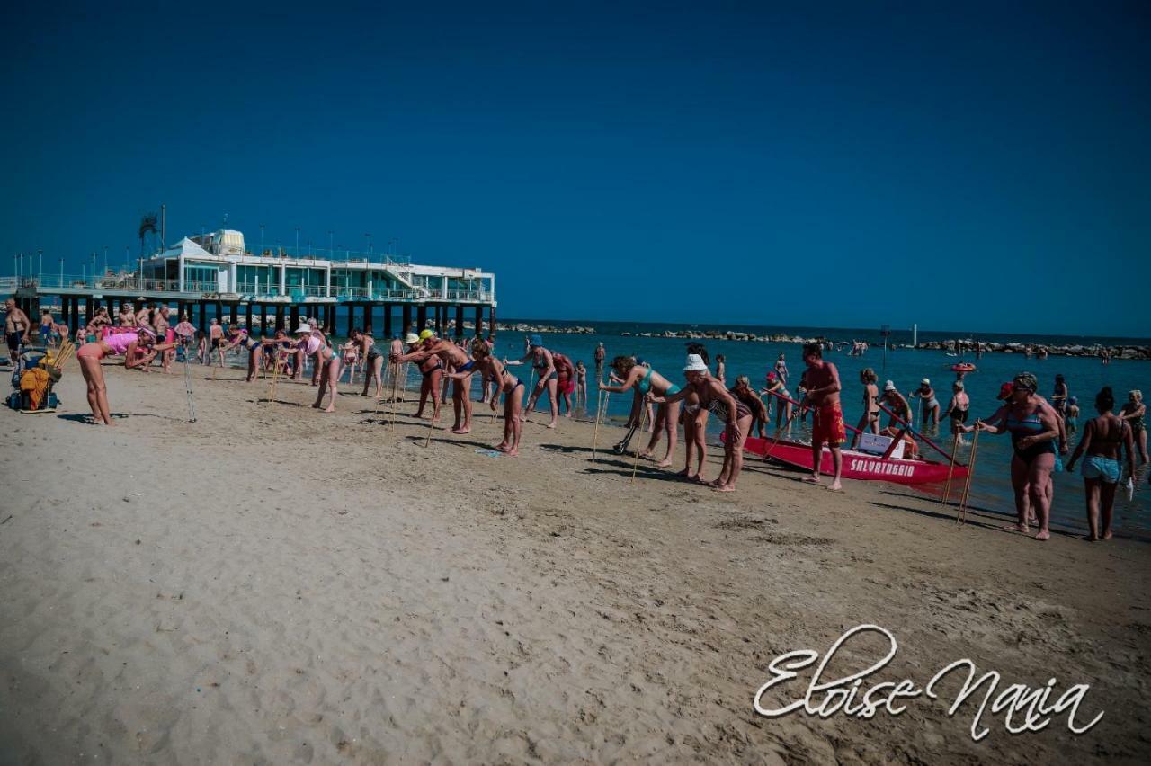 Hotel Resort Marinella Gabicce Mare Bagian luar foto