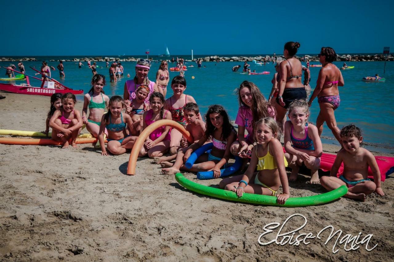 Hotel Resort Marinella Gabicce Mare Bagian luar foto